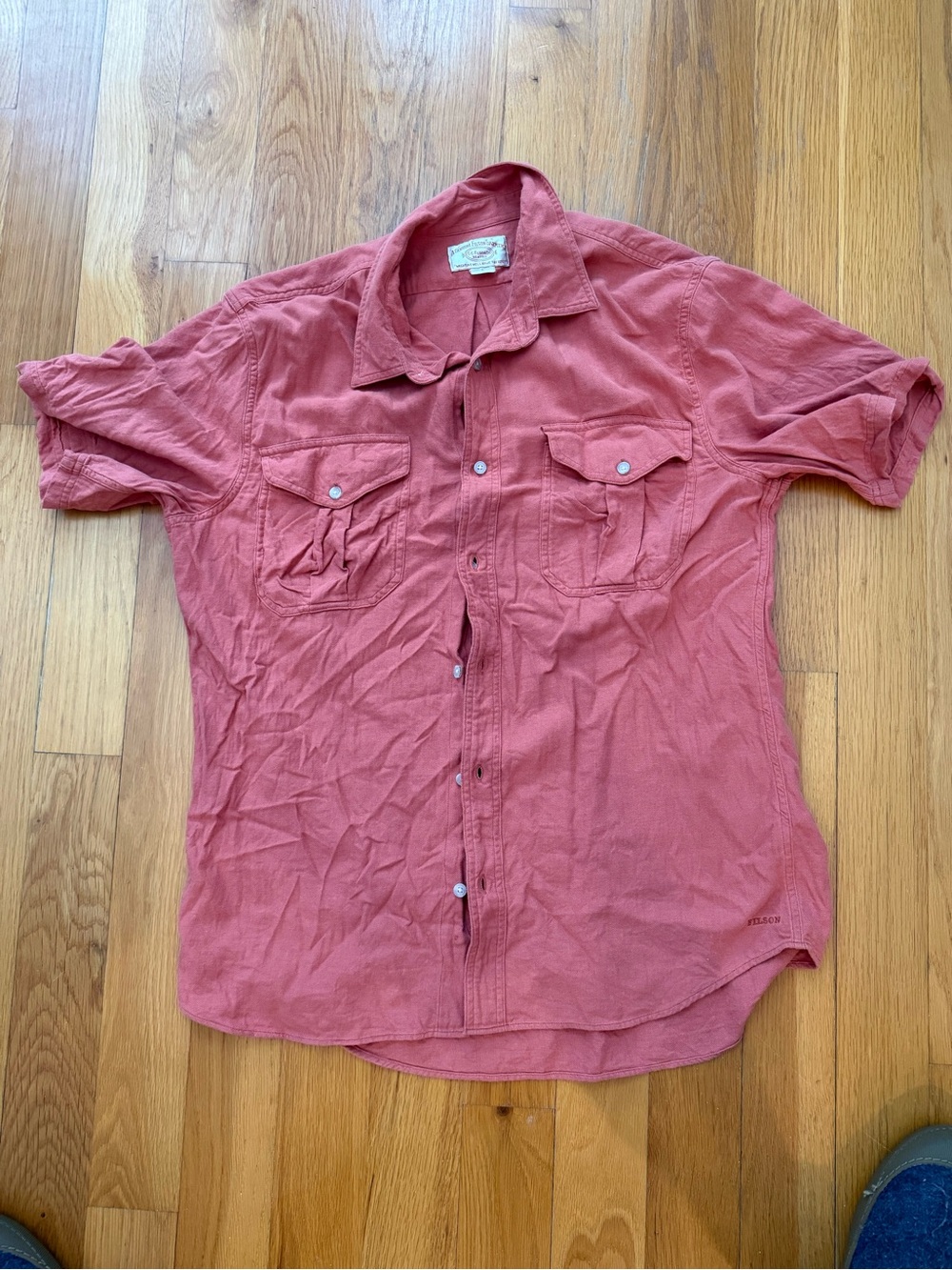 Filson short sleeve lightweight Alaskan guide shirt